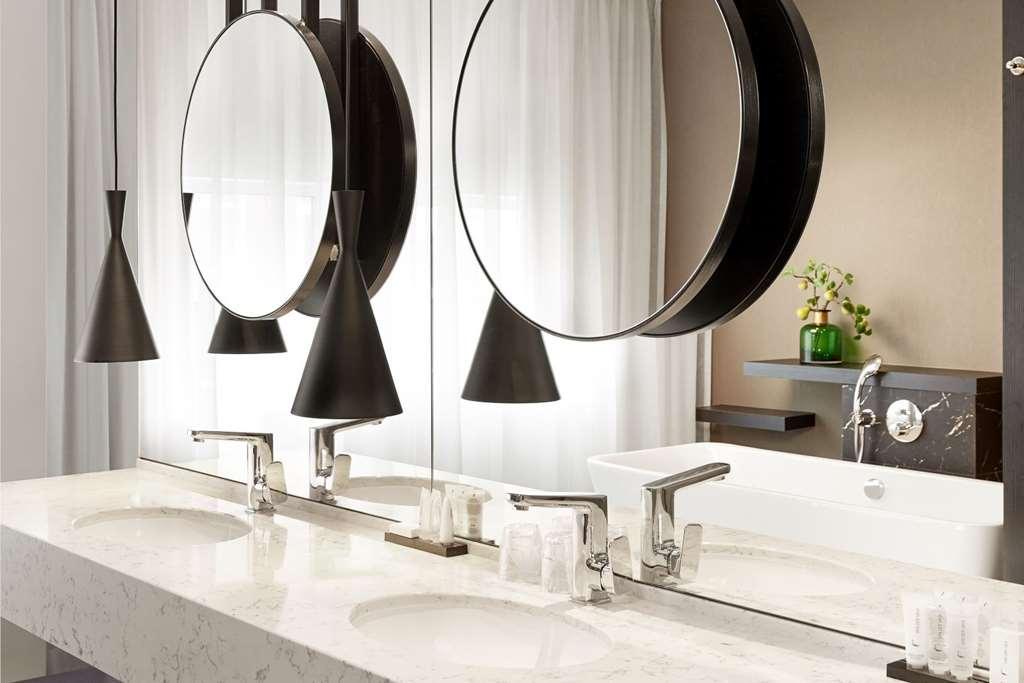 Van Der Valk Zaltbommel-A2 Chambre photo